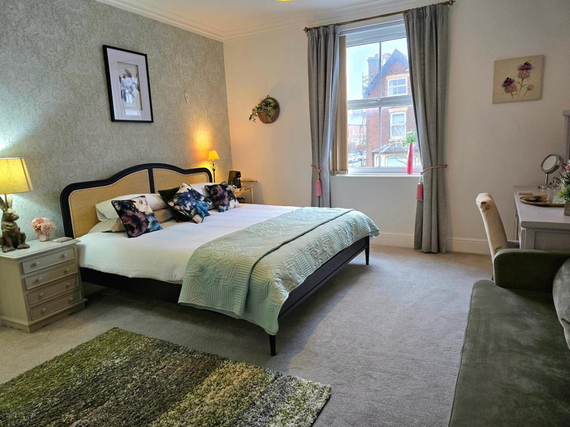 Windmill House Lytham Apartment Lytham St Annes Exterior photo